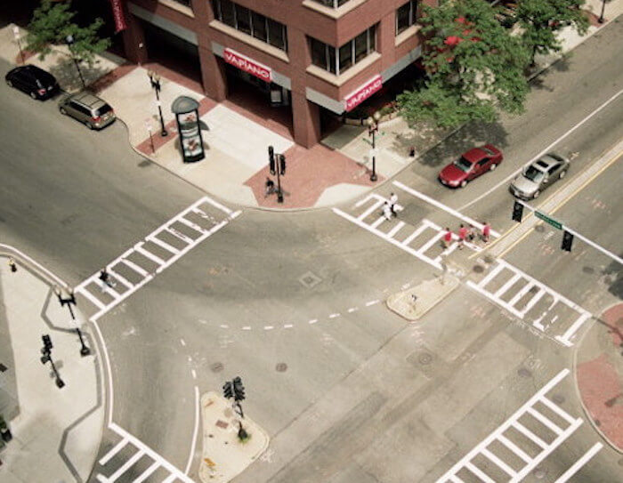 city-street-traffic-boston-intersection-above-aerial-cars_t20_Zz6bAn