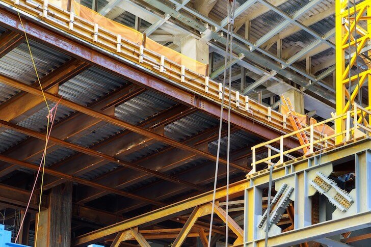 construction-work-site-and-high-rise-building-highrise_t20_Op1r9b